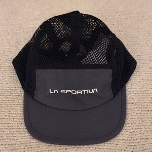 NWT La Sportiva Skyline Air Cap